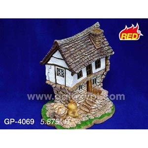 HOUSE ORNAMENTS